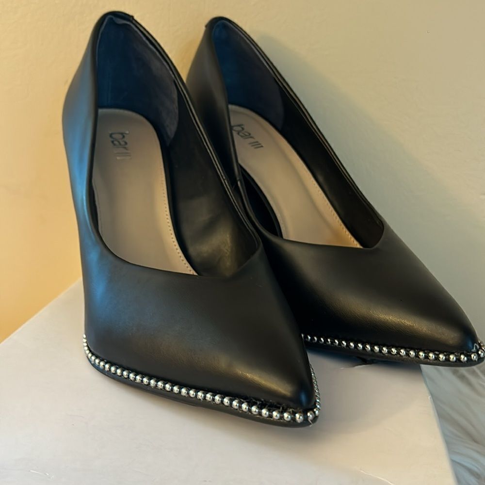 NWB Bar III Binsap Ball-Chain Studded Pumps - Size 10 - Picture 3 of 9